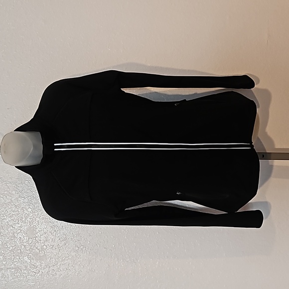 Fabletics Kimmy perfomance jacket - Picture 4 of 16